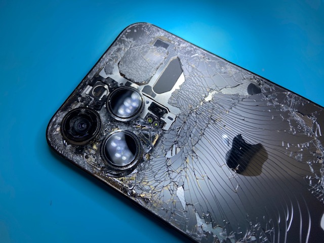 iPhone13Pro(A2636)高所から落下後に電源が入らなくなった本体のデータ